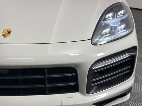 Certified 2023 Porsche Cayenne GTS AWD/4WD image 11
