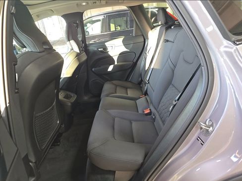 Used 2026 Volvo XC60 B5 Plus AWD/4WD image 7