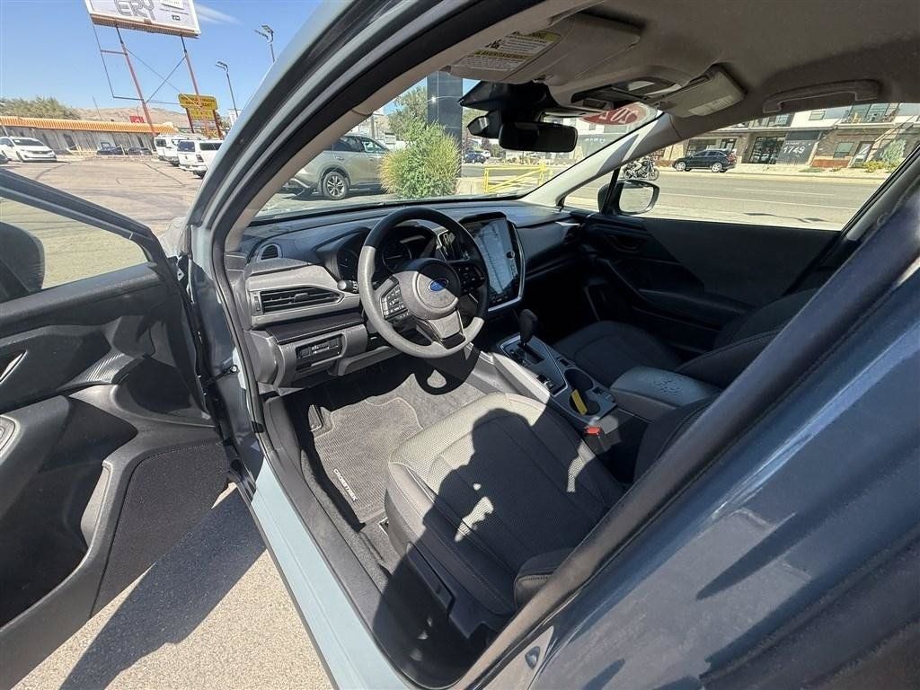 Used 2024 Subaru Crosstrek 2.0i Premium AWD/4WD image 12