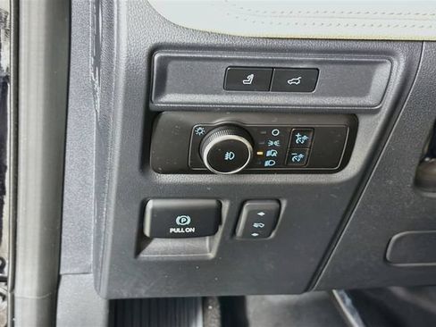 Certified 2023 Ford Expedition Max Limited RWD image 12