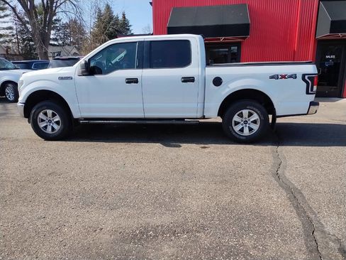 Used 2015 Ford F150 XLT w/ Trailer Tow Package image 12