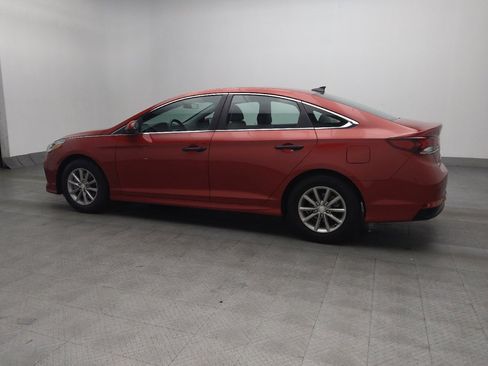 Used 2018 Hyundai Sonata SE FWD image 3