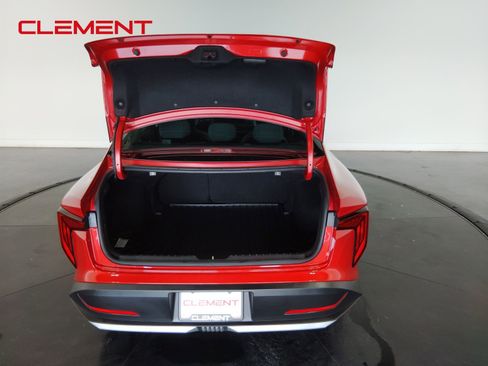 Used 2025 Kia K4 EX image 11