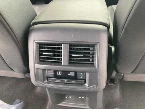 Used 2021 Volkswagen Atlas SEL image 20