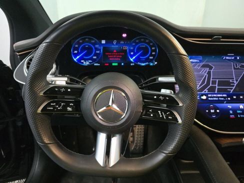 Used 2022 Mercedes-Benz EQS 580 4MATIC Sedan image 6
