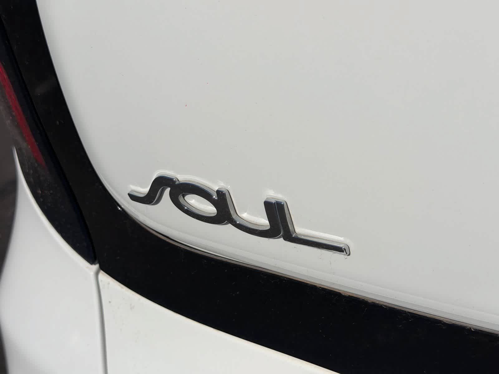Used 2017 Kia Soul FWD image 8