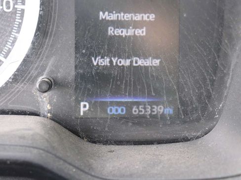 Certified 2022 Toyota Corolla Cross L FWD image 11