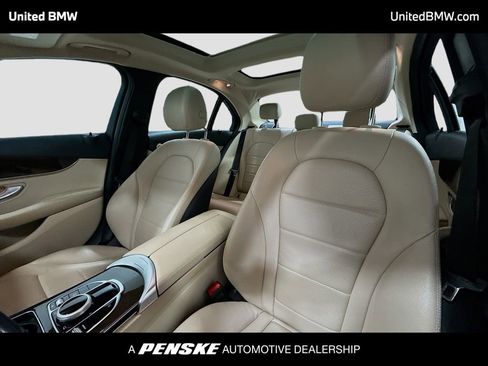 Used 2019 Mercedes-Benz C 300 C 300 image 5