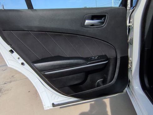 Used 2023 Dodge Charger SXT image 32