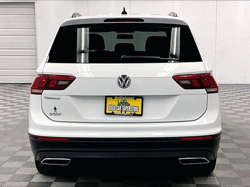 Used 2020 Volkswagen Tiguan S image 5