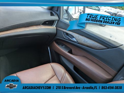 Used 2020 Cadillac Escalade ESV Premium Luxury AWD/4WD image 21
