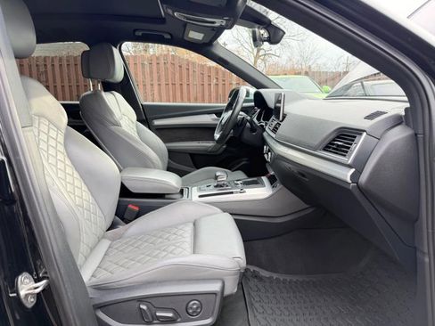 Used 2018 Audi SQ5 Premium Plus w/ S Sport Package image 25