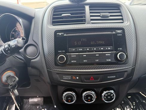 Used 2017 Mitsubishi Outlander Sport LE image 19