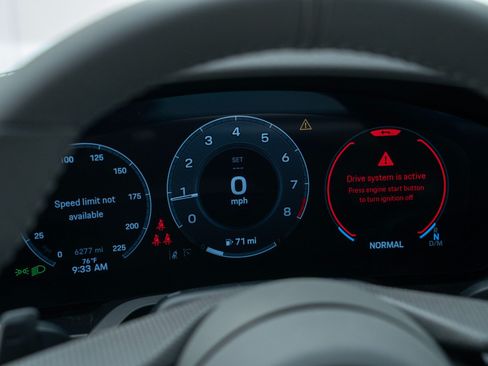 Certified 2025 Porsche 911 Carrera S RWD image 24