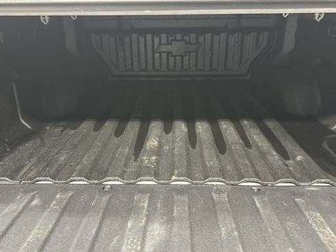 Used 2023 Chevrolet Colorado LT AWD/4WD image 27