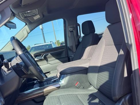 Used 2023 Chevrolet Silverado 1500 RST w/ Z71 Off-Road Package AWD/4WD image 9