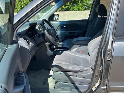 Used 2008 Honda Pilot EX image 16