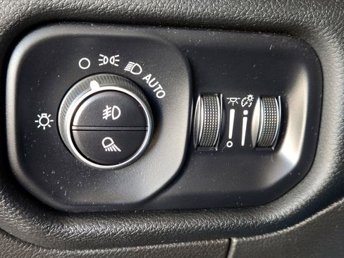 Used 2022 RAM 1500 Laramie w/ Laramie Southwest Edition image 23