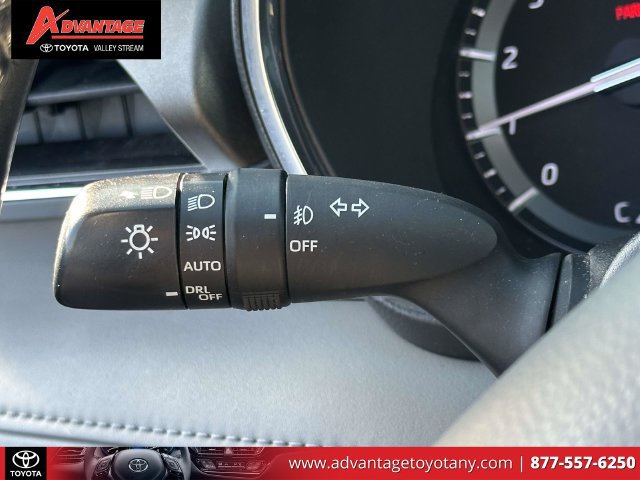 Certified 2021 Toyota Highlander Limited AWD/4WD image 29