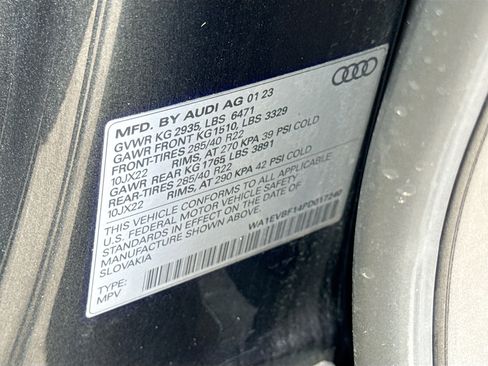 Used 2023 Audi Q8 Premium Plus image 43