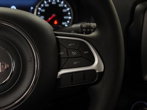 Certified 2023 Jeep Renegade Altitude AWD/4WD image 40