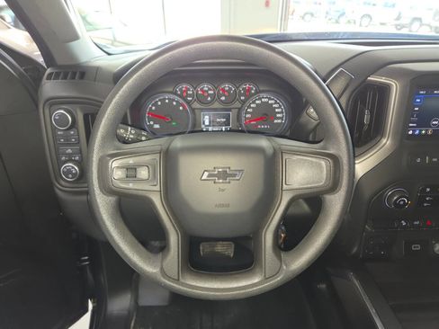 Used 2020 Chevrolet Silverado 1500 Custom Trail Boss w/ Custom Convenience Package AWD/4WD image 40