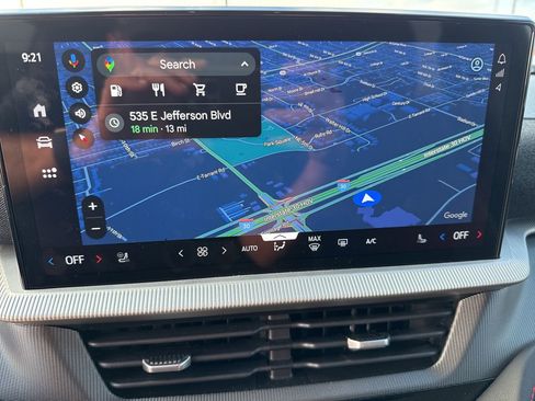 Used 2025 Ford Explorer ST-Line w/ Premium Package image 26