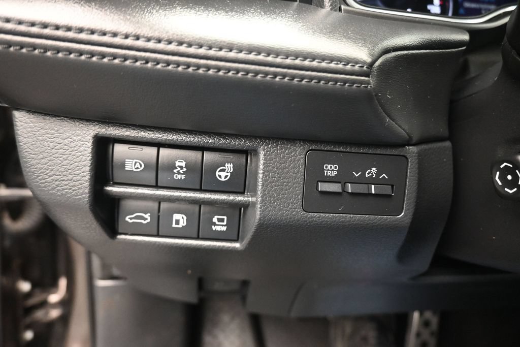 Used 2020 Toyota Avalon Touring w/ Advanced Safety Package FWD image 29