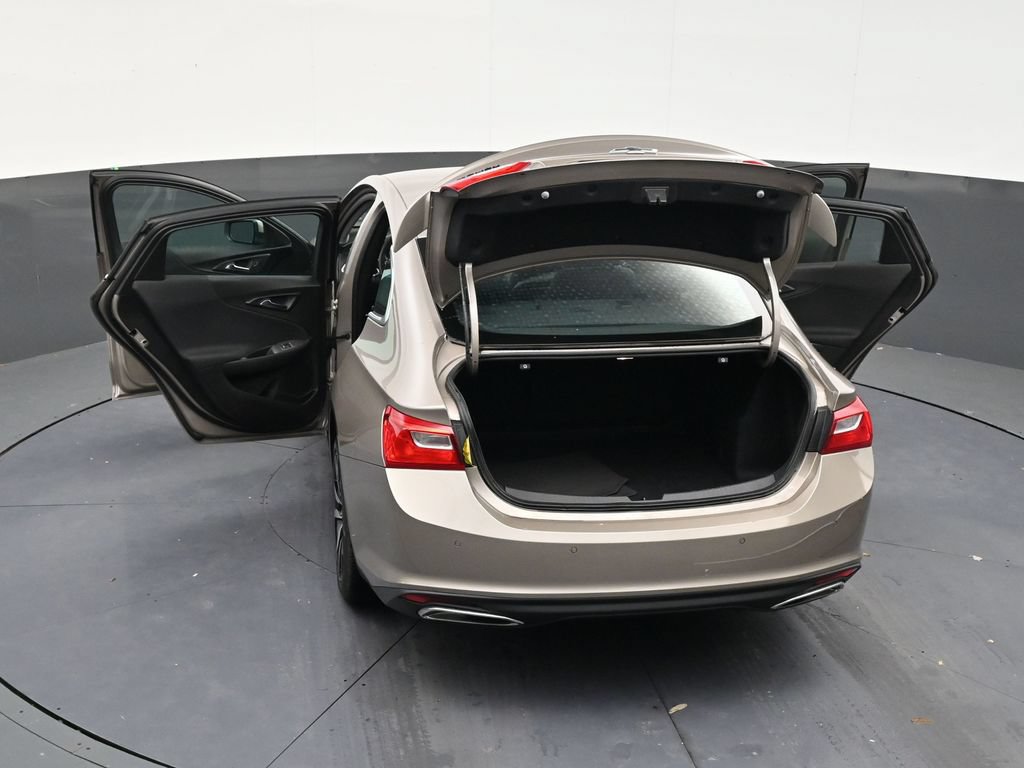 Used 2024 Chevrolet Malibu RS FWD image 32