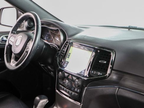 Used 2021 Jeep Grand Cherokee Limited image 26