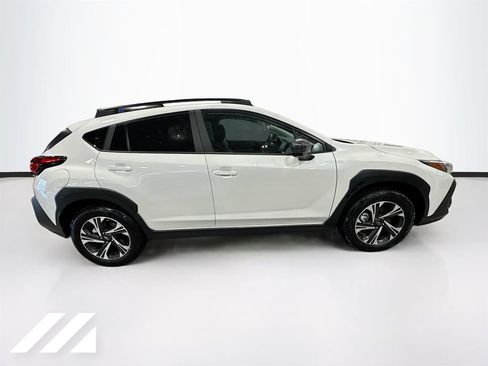 Used 2026 Subaru Crosstrek 2.5i Premium AWD/4WD image 4