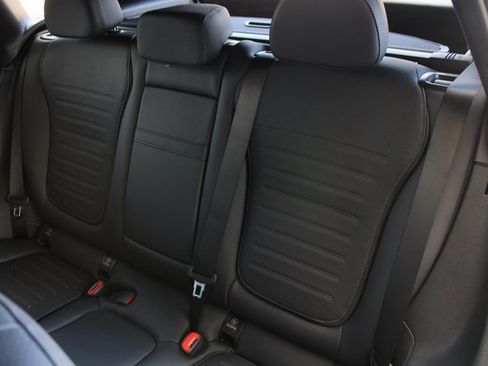 New 2025 Mercedes-Benz GLC 350e 4MATIC image 32