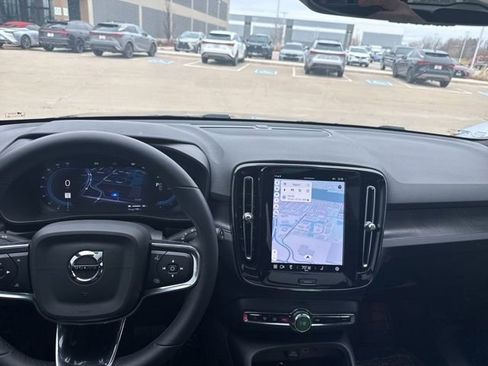 Used 2024 Volvo XC40 Recharge Plus w/ Protection Package Premier image 13