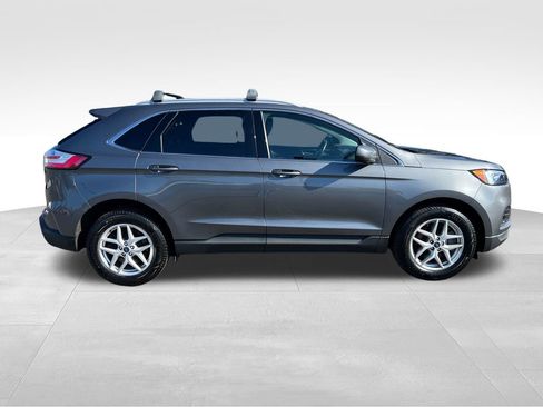 Used 2022 Ford Edge SEL w/ Class II Trailer Tow Package AWD/4WD image 9