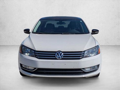 Used 2014 Volkswagen Passat 1.8T Sport image 2