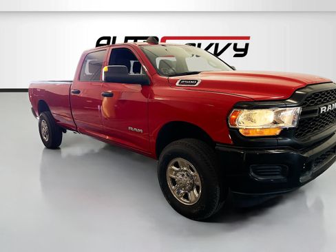 Used 2022 RAM 2500 Tradesman AWD/4WD image 1