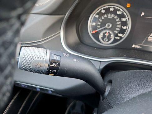 Used 2024 Genesis GV80 2.5T image 20