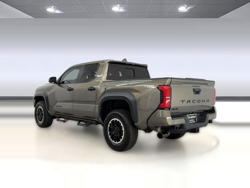 Used 2024 Toyota Tacoma TRD Off-Road w/ TRD Off Road Upgrade Package AWD/4WD image 3