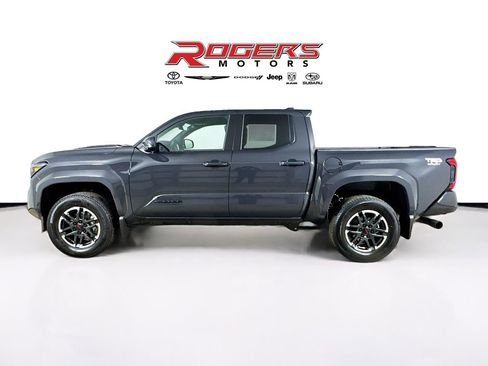 New 2026 Toyota Tacoma TRD Sport image 4