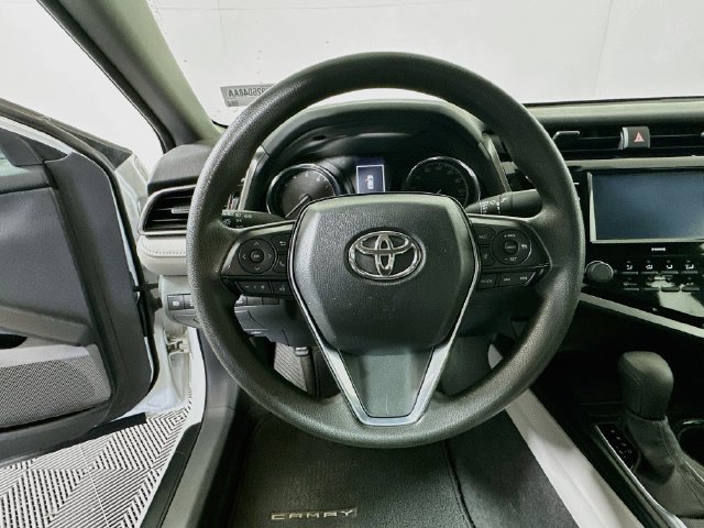 Used 2020 Toyota Camry LE w/ Convenience Package FWD image 13
