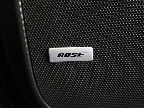 Used 2024 Buick Enclave Premium image 47