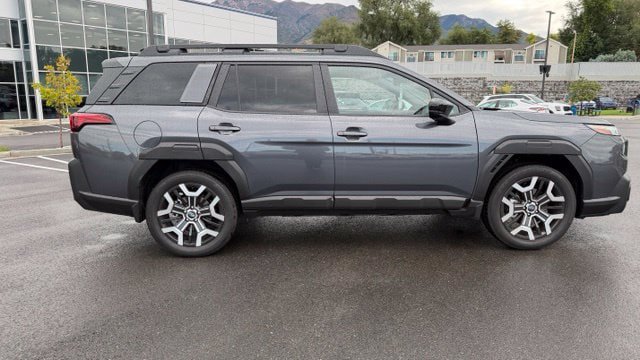 Used 2026 Subaru Outback Touring XT AWD/4WD image 2