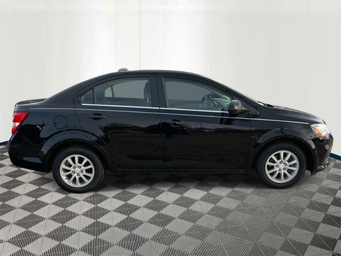 Used 2020 Chevrolet Sonic LT image 6
