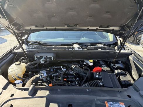 Certified 2023 Lincoln Nautilus Reserve w/ Equipment Group 202A image 34