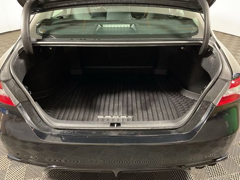 Used 2019 Toyota Camry LE image 13