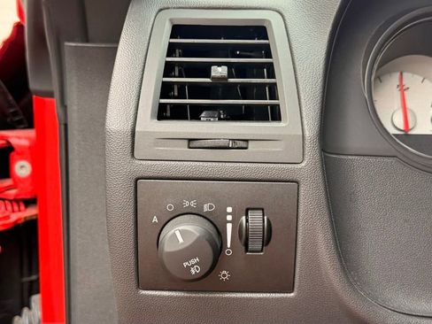 Used 2010 Dodge Challenger SRT8 RWD image 11