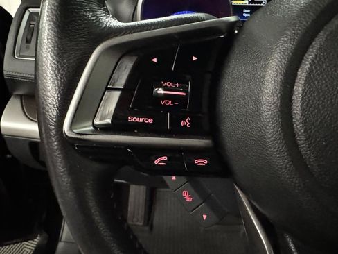 Used 2019 Subaru Outback 2.5i Touring AWD/4WD image 15