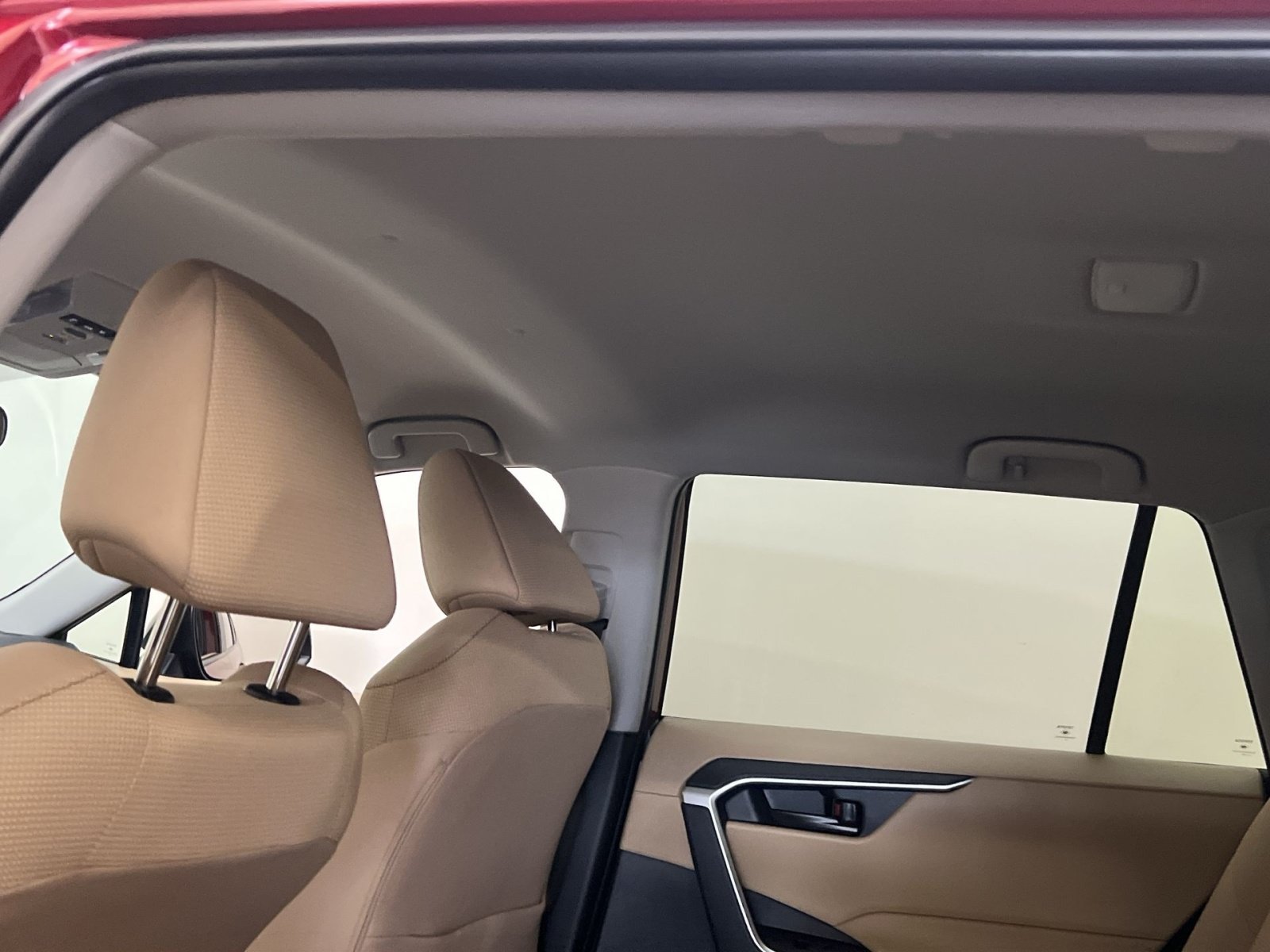 Used 2025 Toyota RAV4 LE AWD/4WD image 23