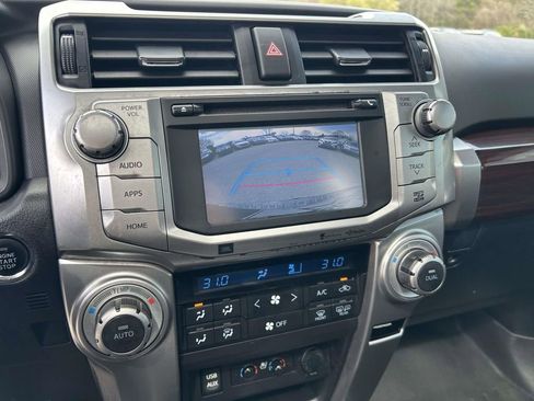 Used 2016 Toyota 4Runner Limited AWD/4WD image 23
