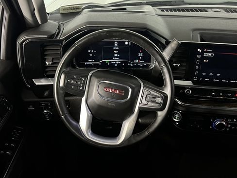 Used 2023 GMC Sierra 1500 SLE image 15